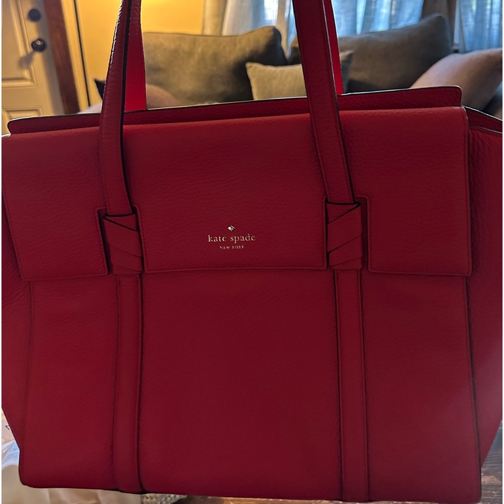 Kate spade Red shoulder bag. Brand new, never used